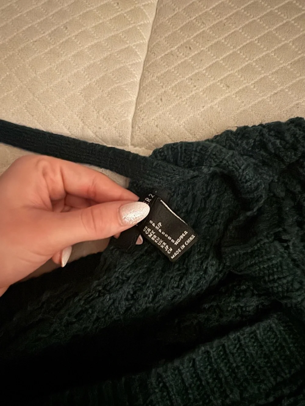 Open back sweater - Picture 2 of 2